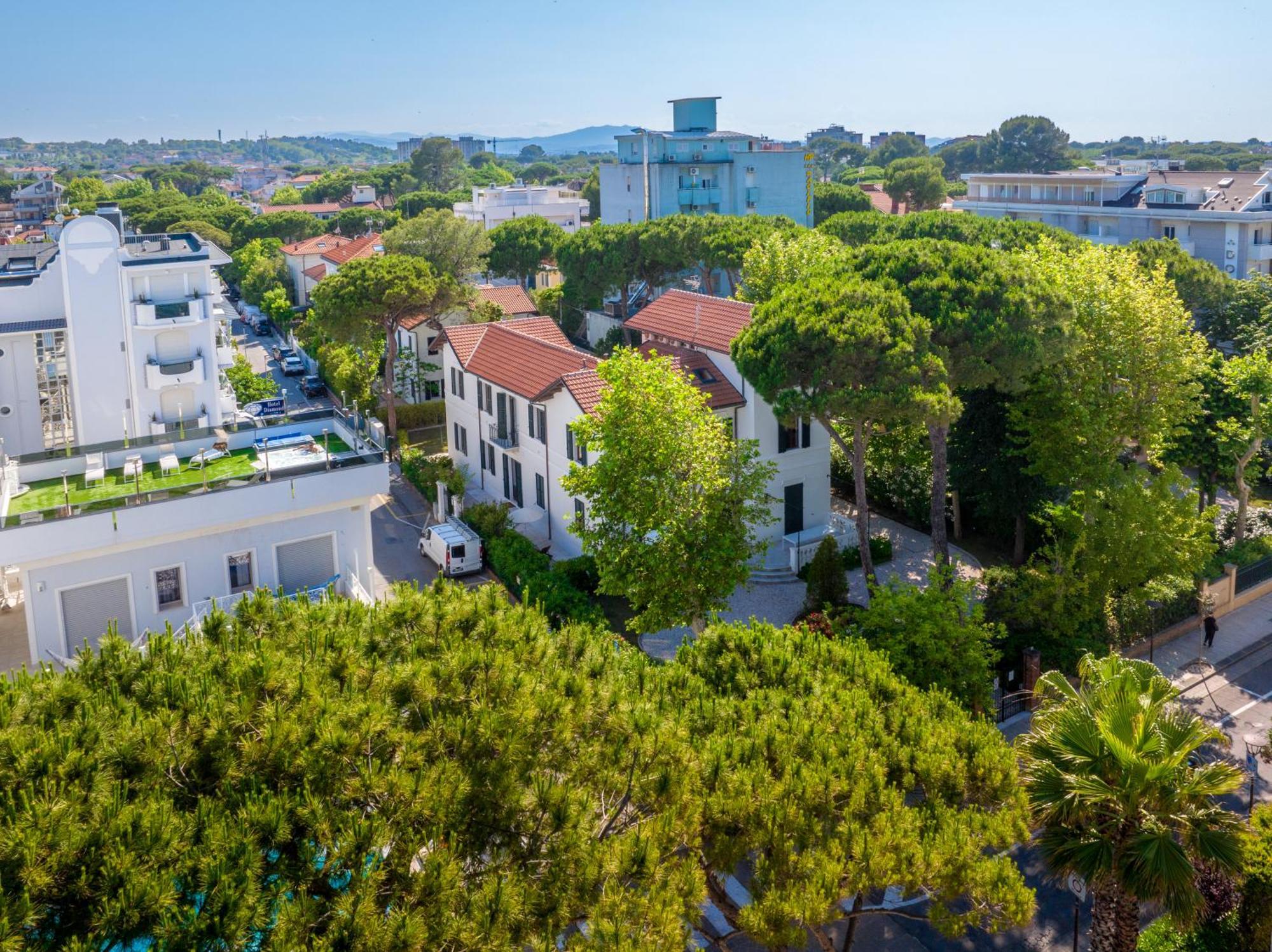 Hotel Select & - Riccione